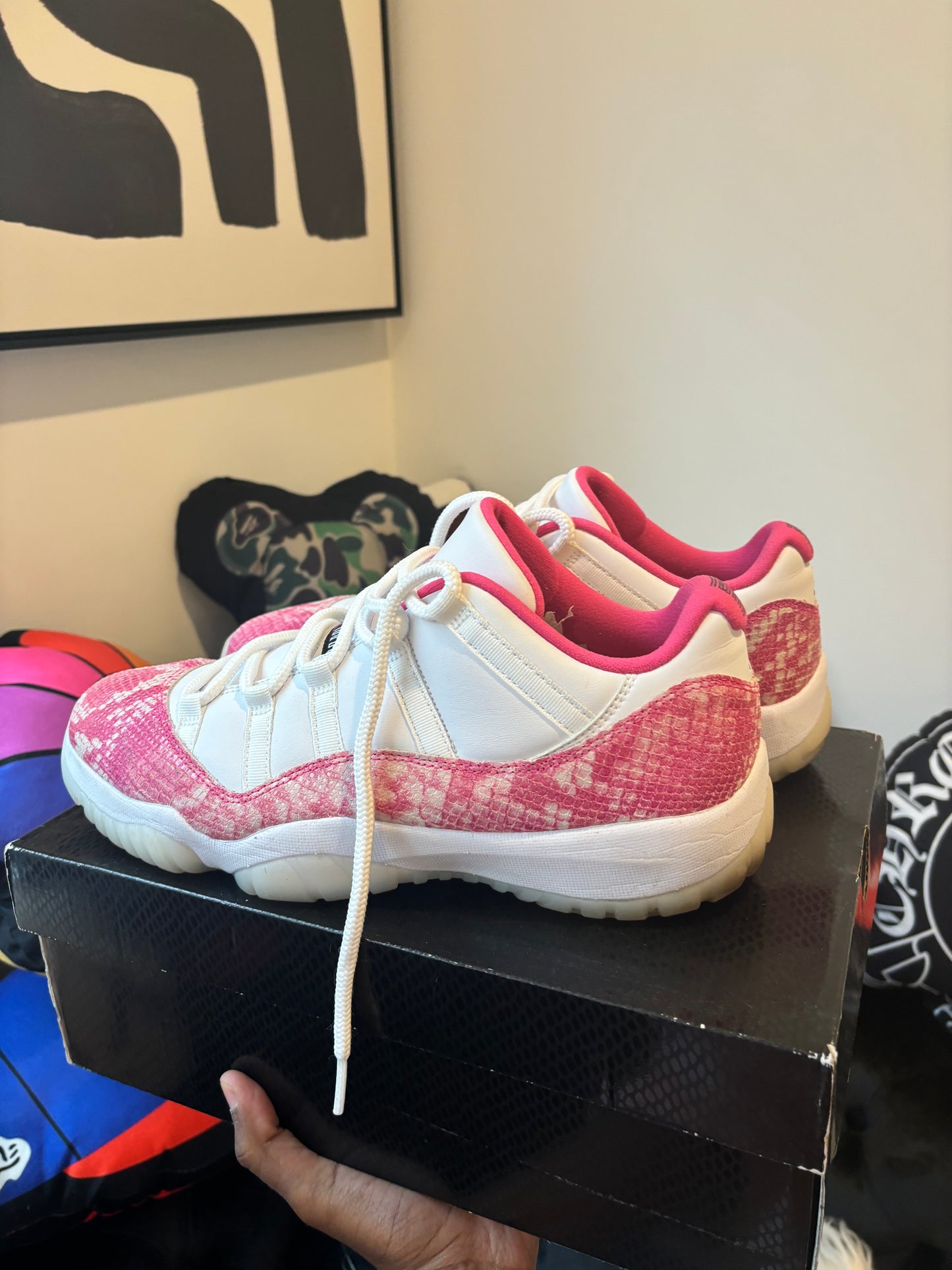 Jordan 11 low pink snakeskin WMNS