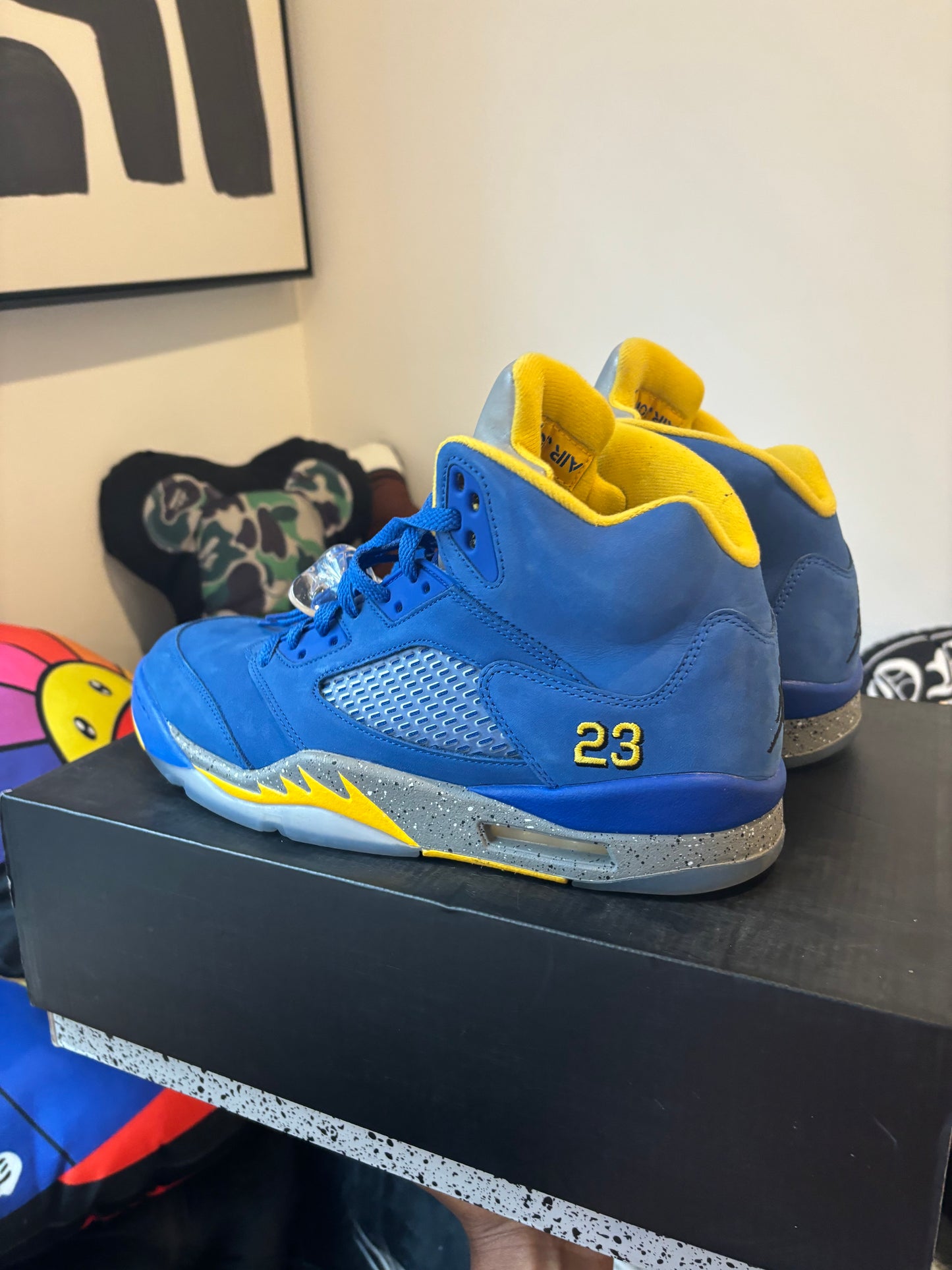 Jordan 5 Laney blue