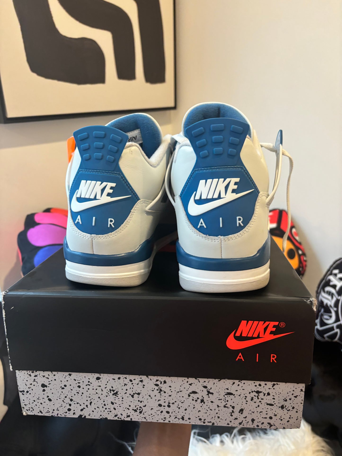 Jordan 4 Military Blue