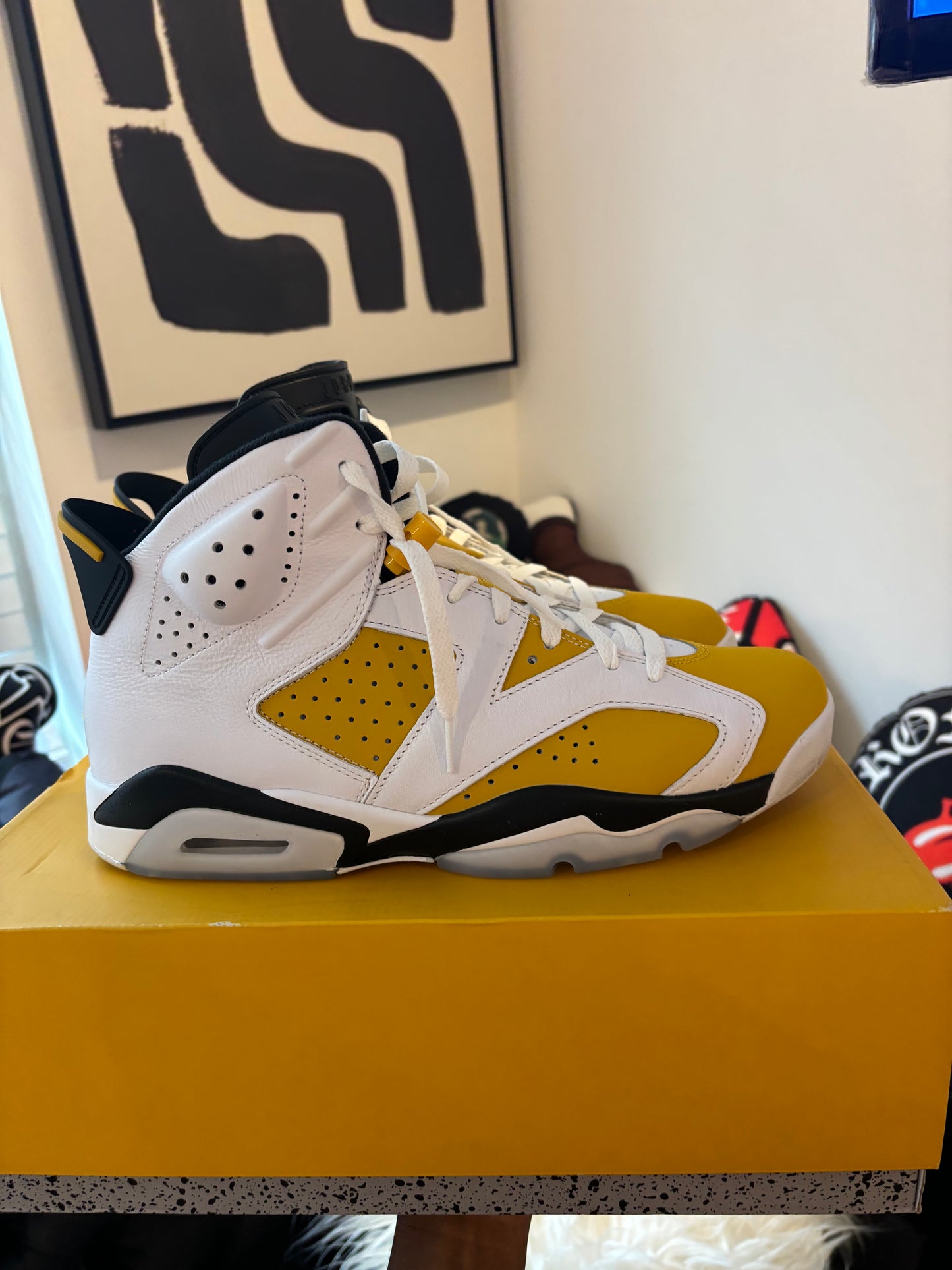 Jordan 6 Ochre